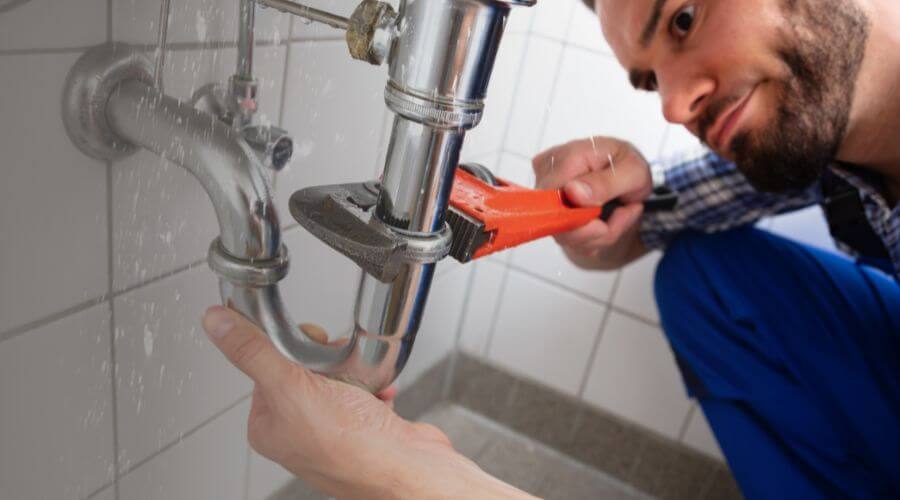 Professional same day plumber services in Conway, MI